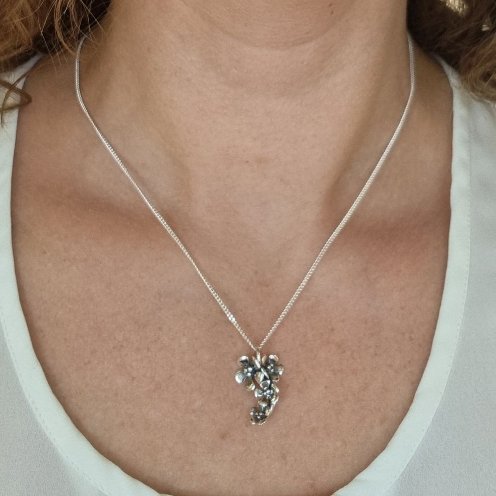 ÄPPELBLOM (Apple Blossom) S necklace
