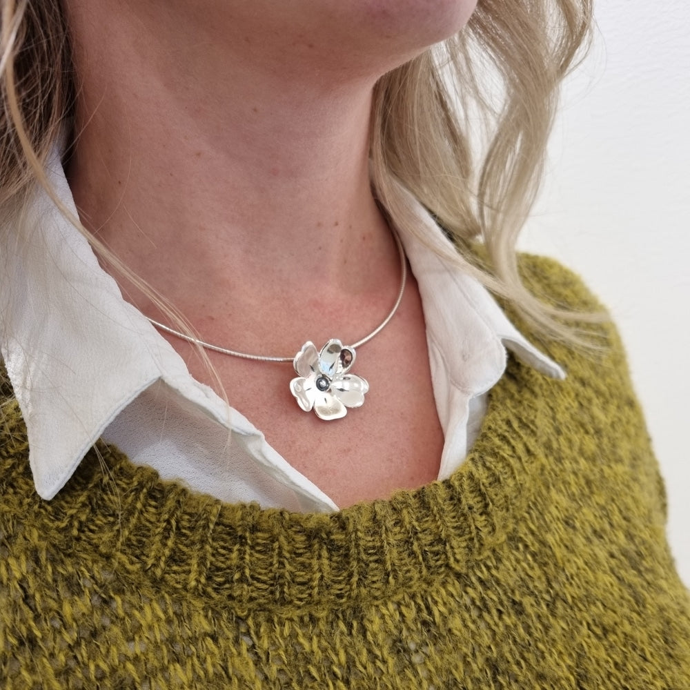 GULLVIVA (Primula veris) necklace