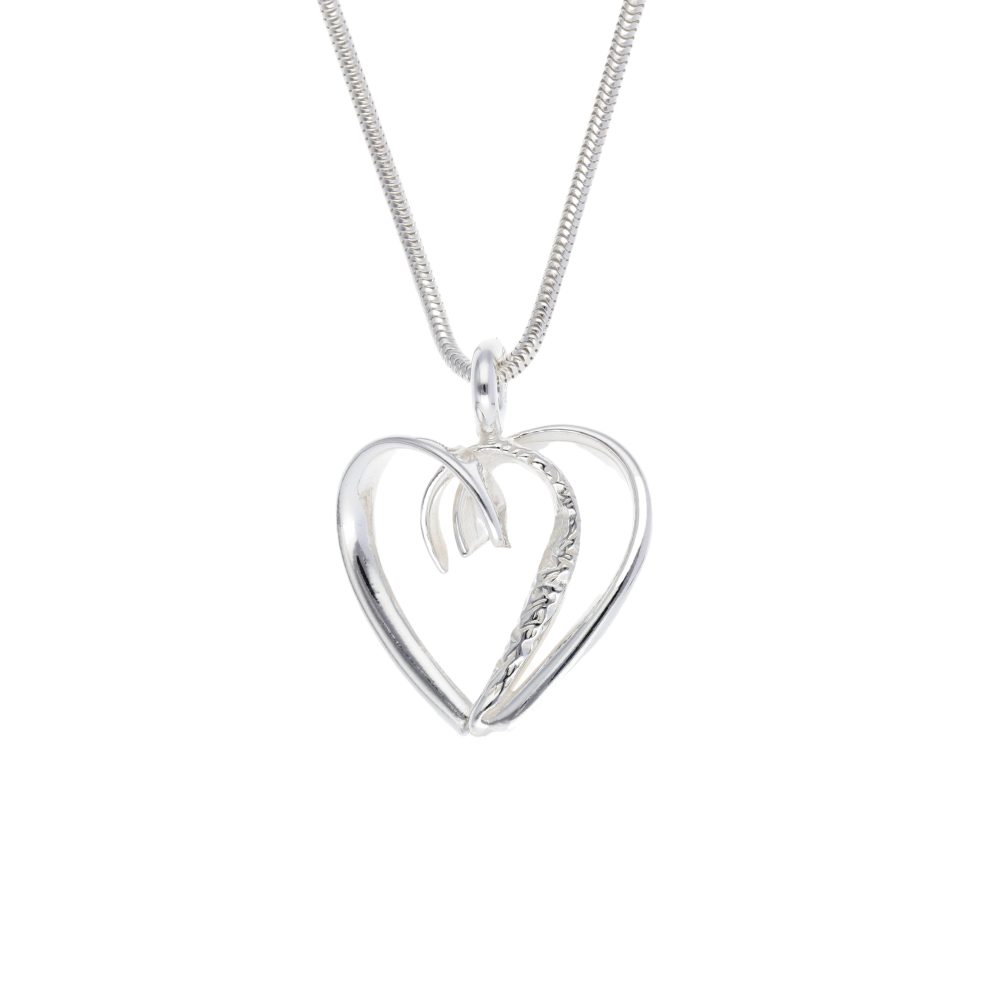 BJÖRK HJÄRTA (Birch Heart) necklace