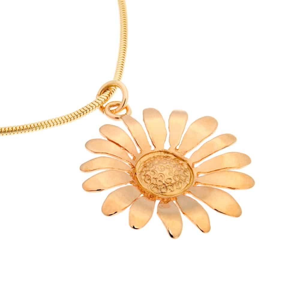 Daisy 18K gold pendant, handcrafted by GULDVIVA
