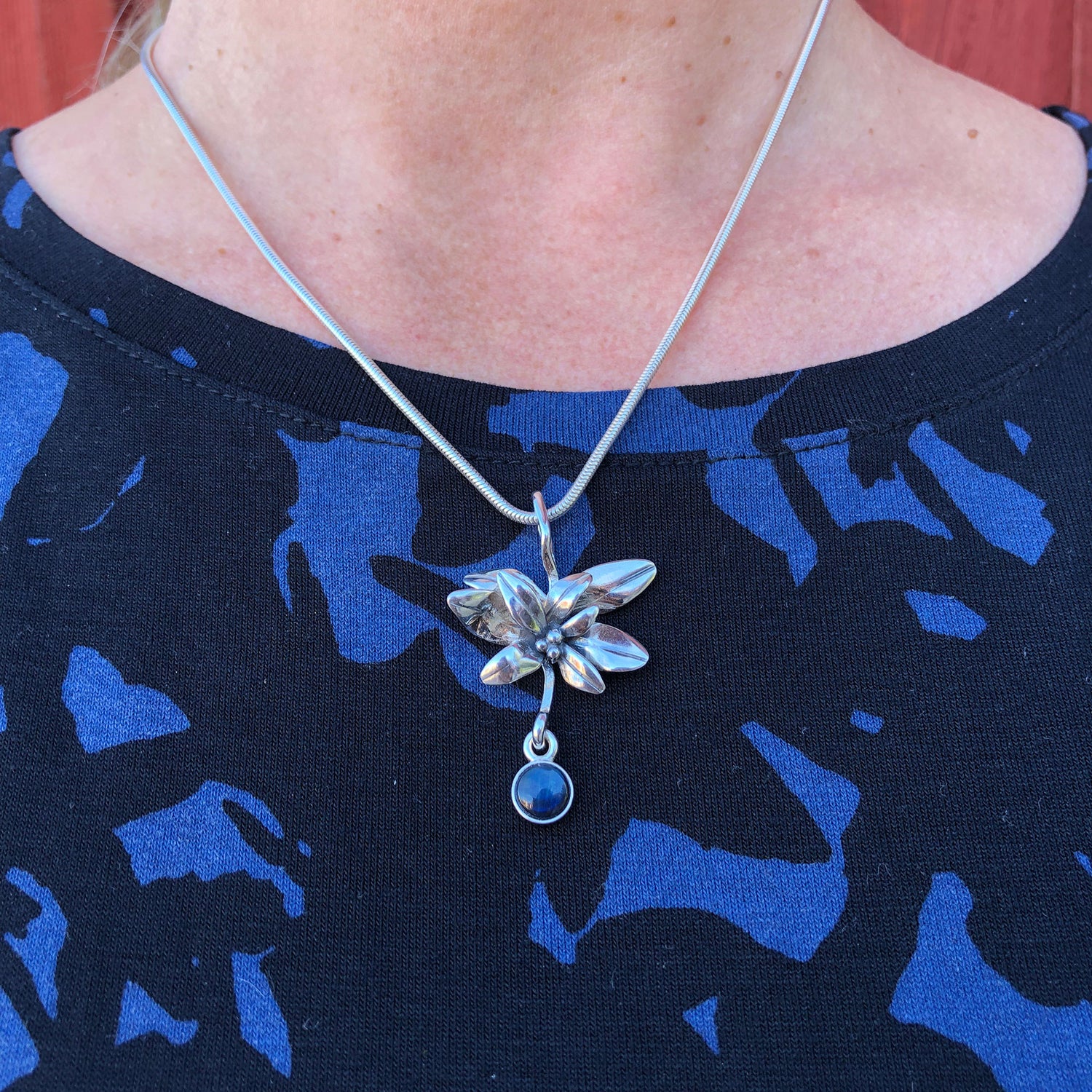 BLÅBÄR (Blueberry) necklace