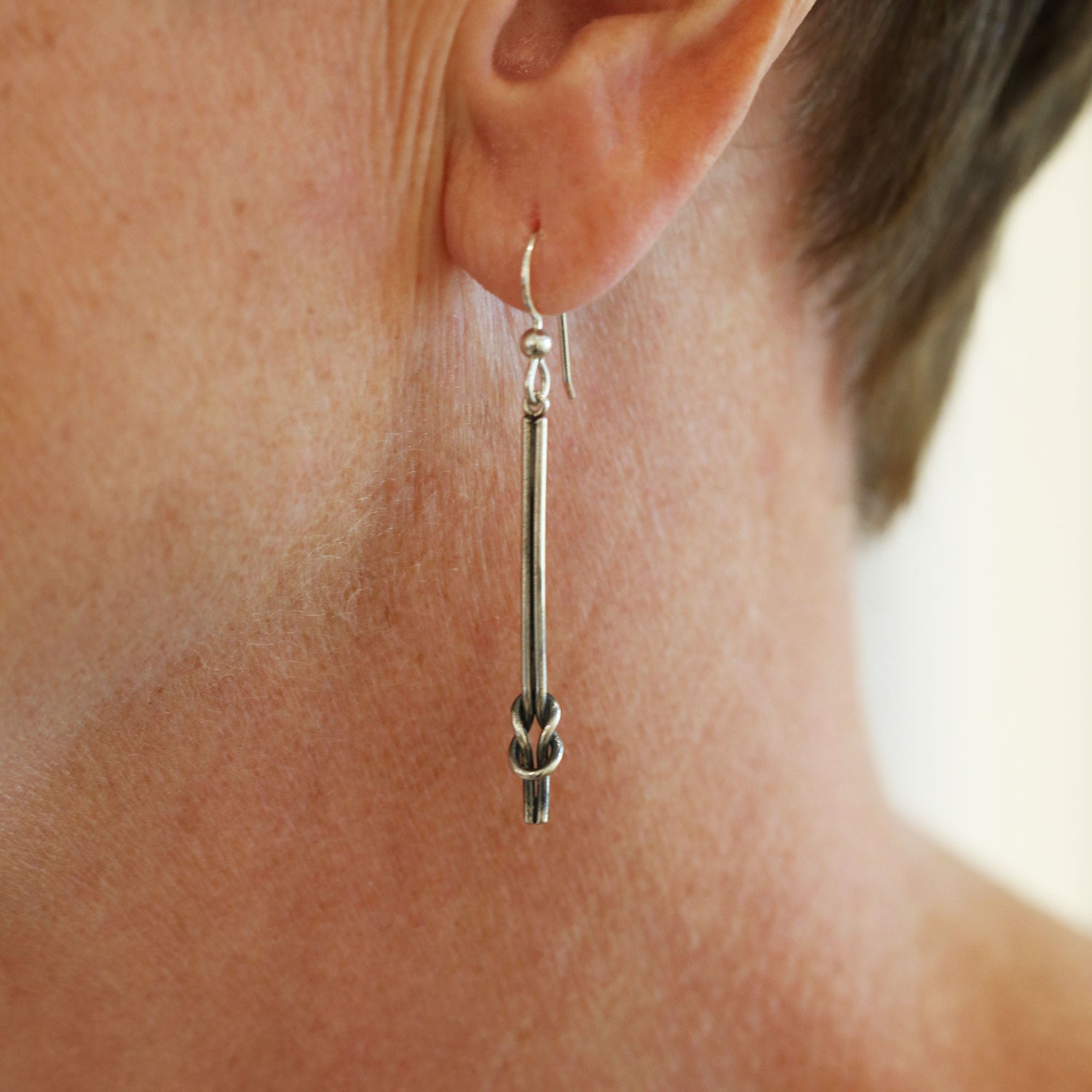 RÅBANDSKNOP (Reef Knot) earrings