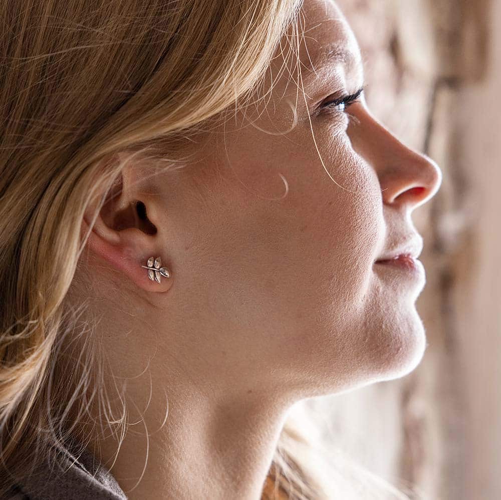 EVA LEAF earring pin