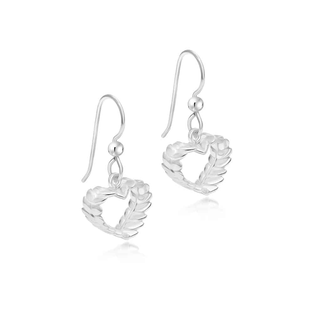 RÅGHJÄRTA (Rye Heart) earrings